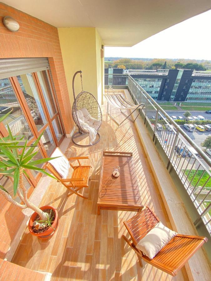 Golden Hour Apartment - Panoramic Terrace Фиумичино Екстериор снимка