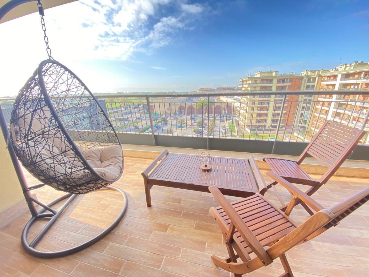 Golden Hour Apartment - Panoramic Terrace Фиумичино Екстериор снимка